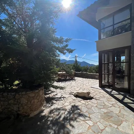 Plethora Luxury Chalet